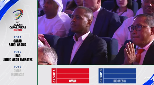 Pelatih Timnas Indonesia Patrick Kluivert dan Manajer Timnas Indonesia Sumardji. [YouTube]